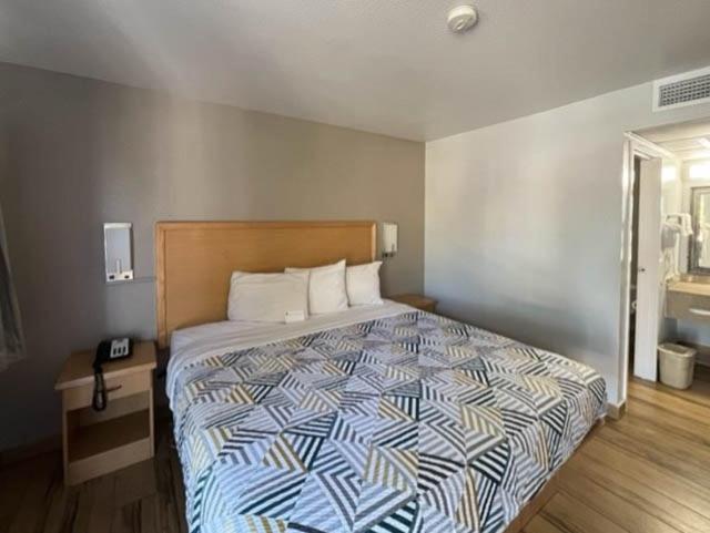 Motel 6 Riviera Beach Fl ภายนอก รูปภาพ