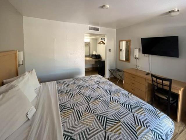 Motel 6 Riviera Beach Fl ภายนอก รูปภาพ